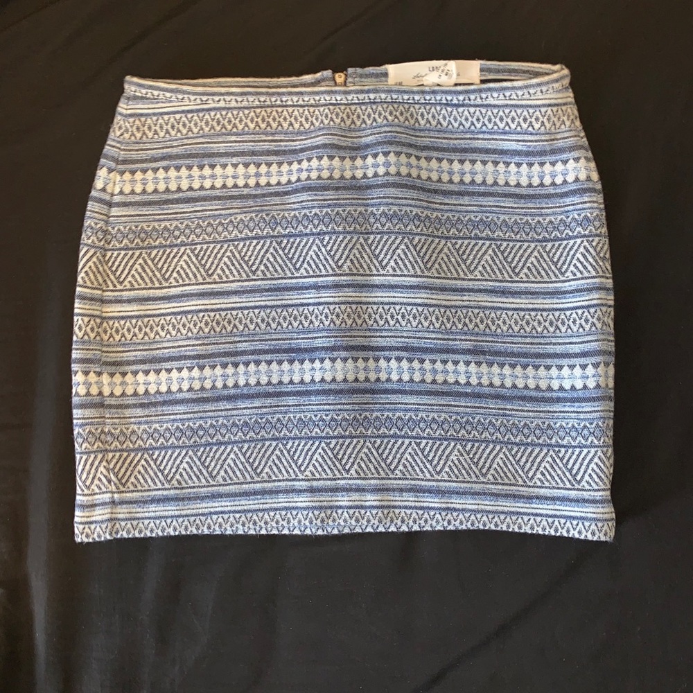 H&M L.O.G.G. Blue And white don’t skirt